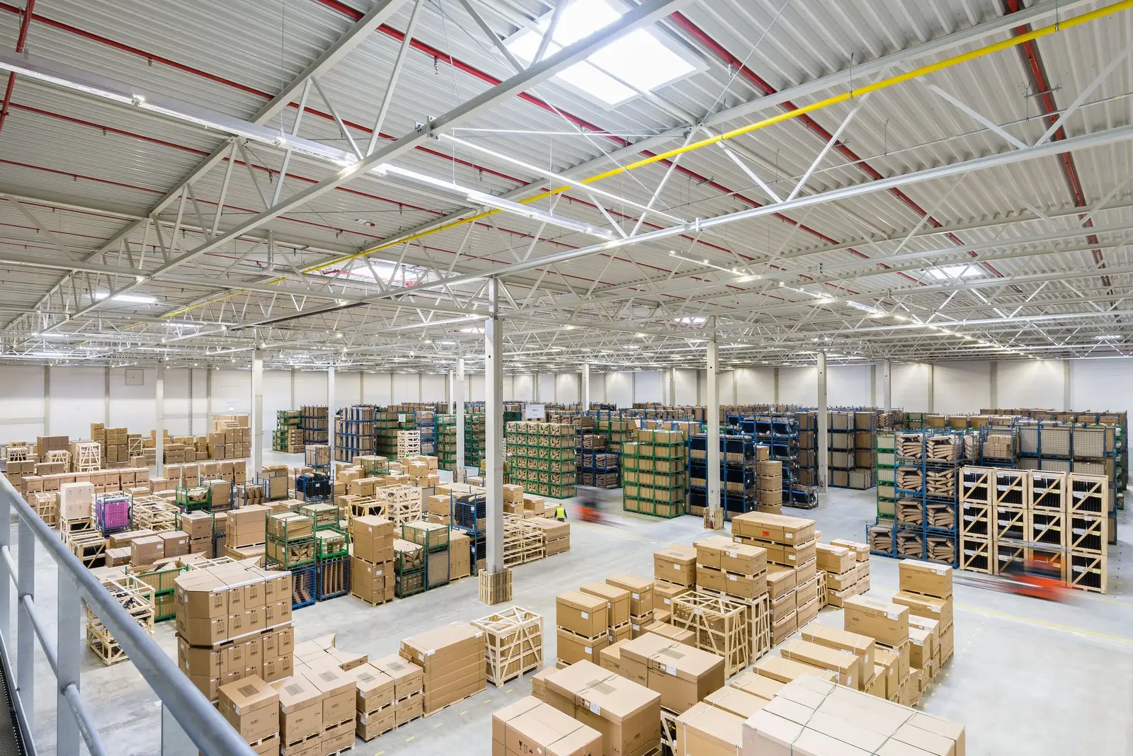 Spacious Industrial Warehouse Facility for Storage