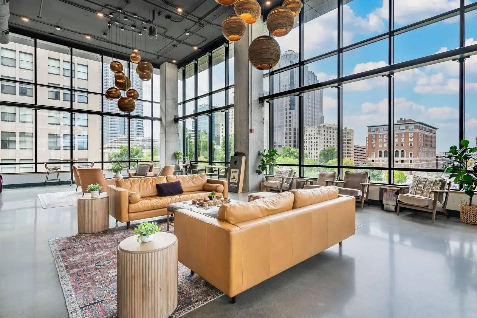 Stylish Downtown Studio Apartments with Amenities