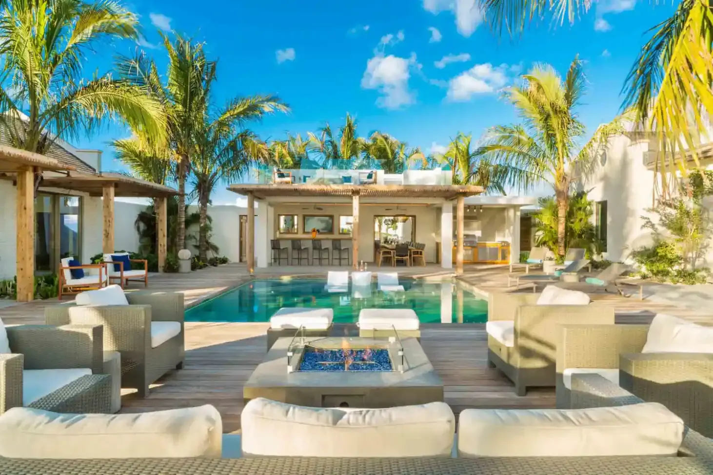 Seaside Dream Villa Retreat with Private Pool
