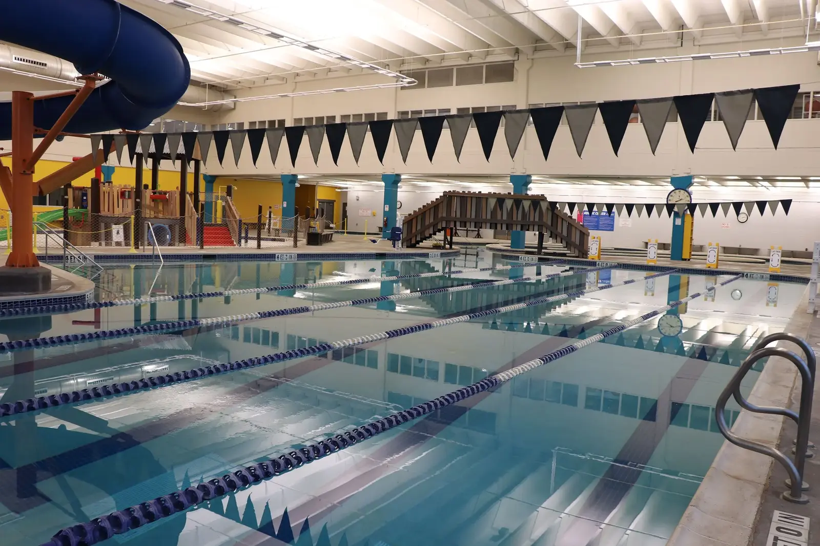 Swimming Pool and Recreation Center with Activities