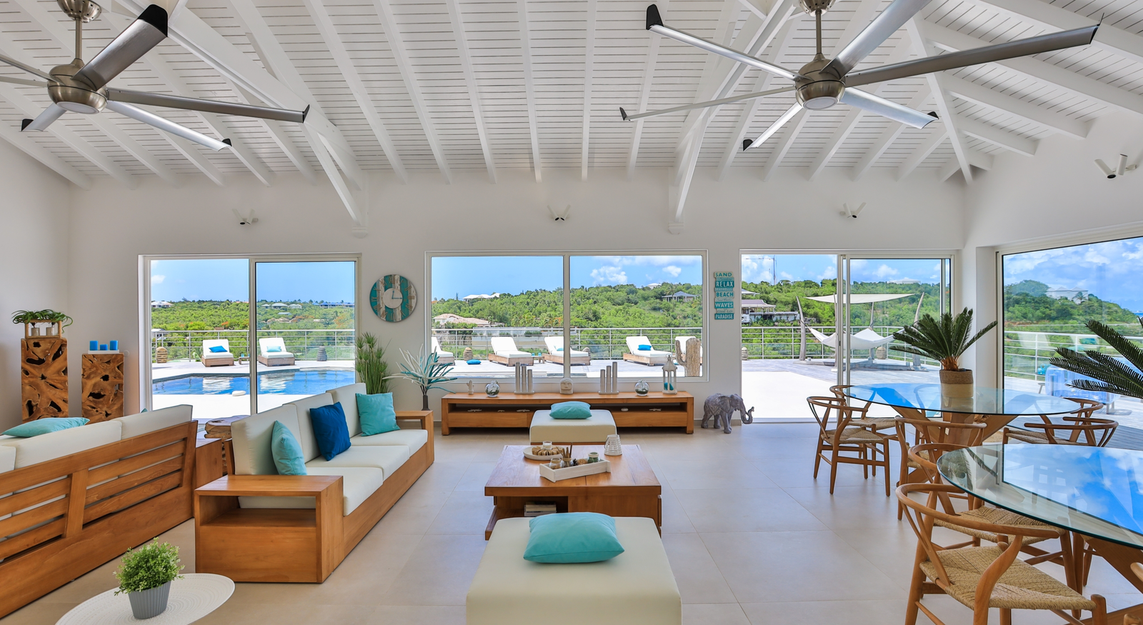 Exquisite Paradise Beachfront Villa with Private Pool