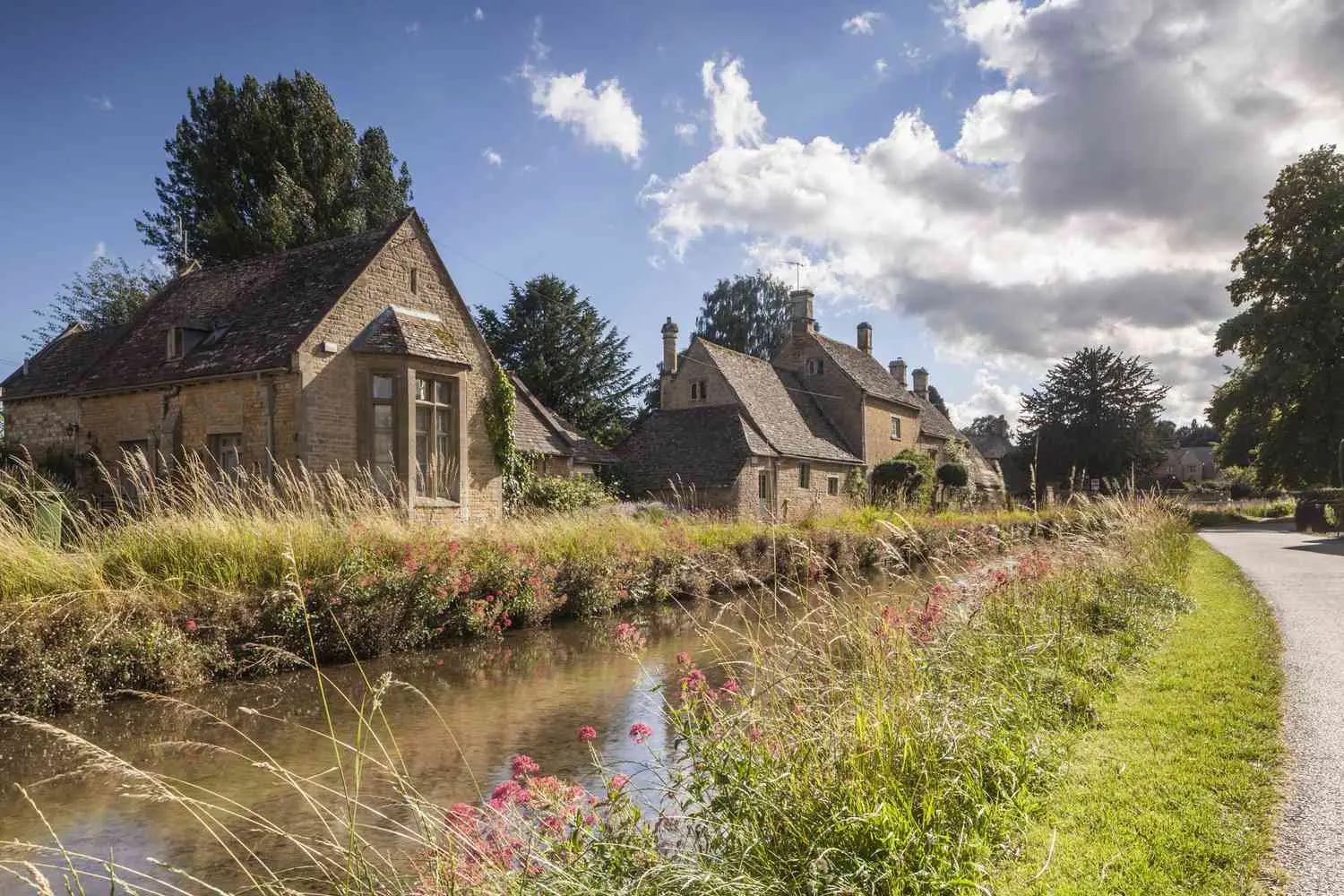 Quaint Country Guest House Surrounded by Fields