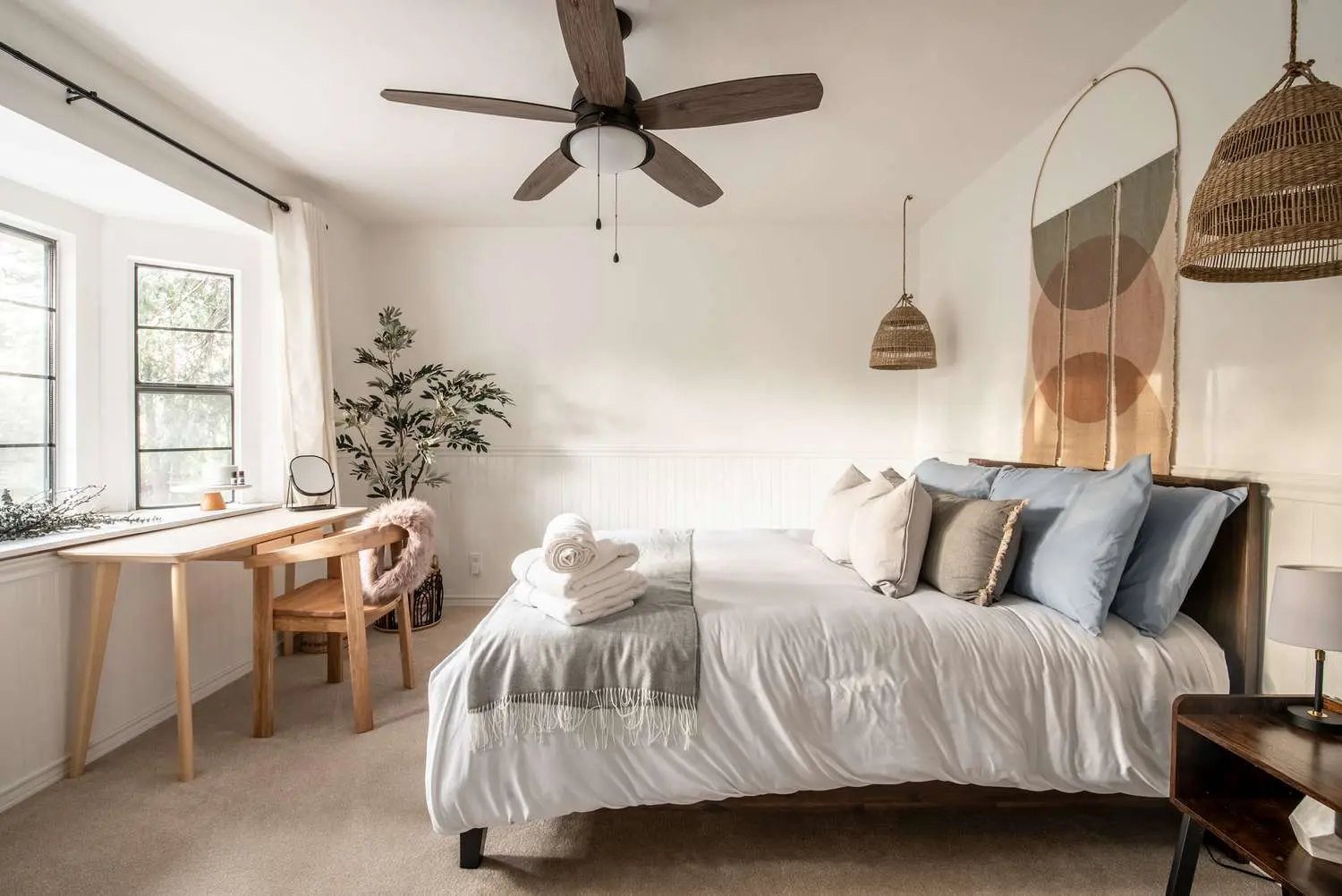 Elegant City Guest House with Rooftop Terrace