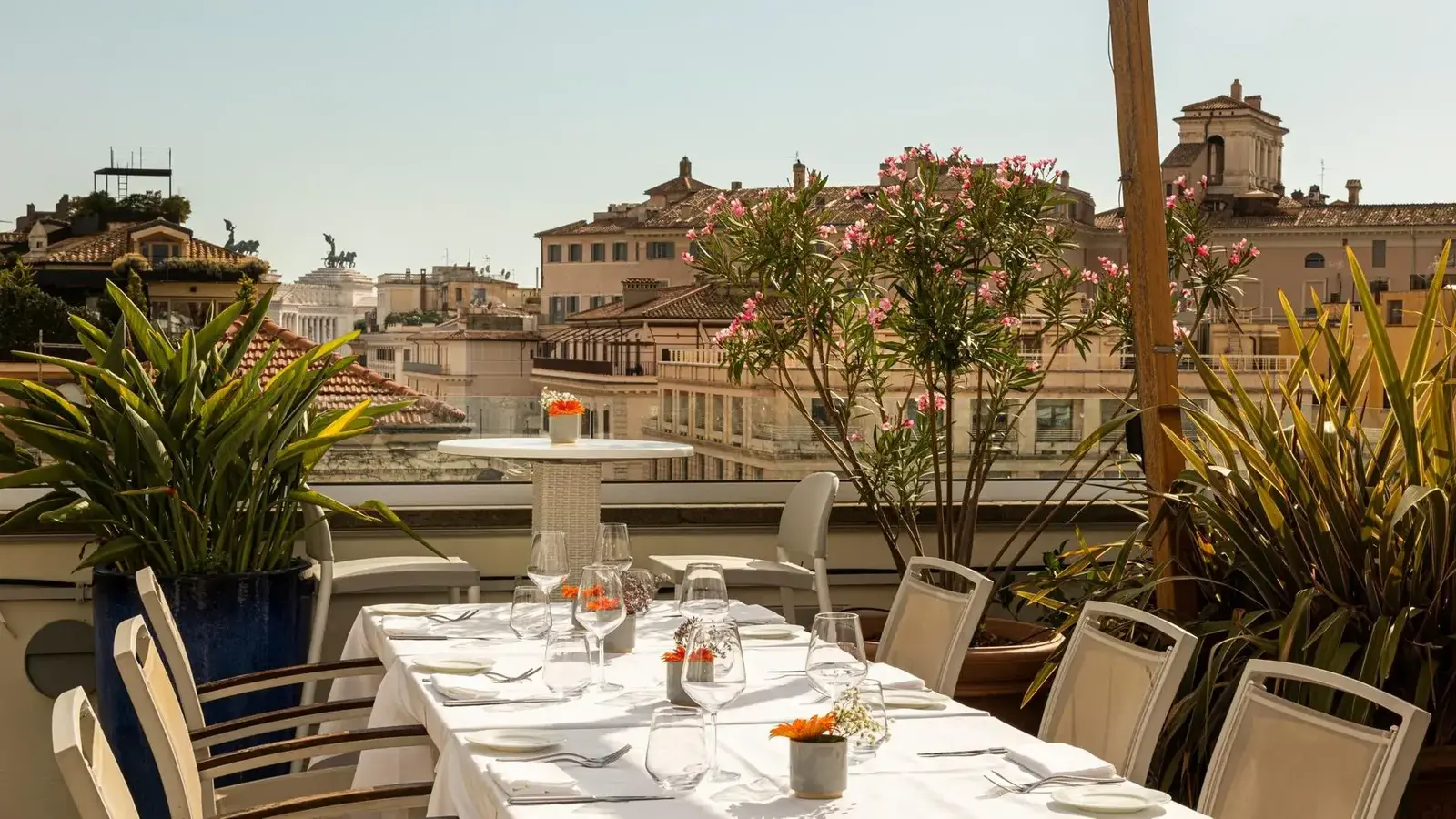 Elegant City Guest House with Rooftop Terrace