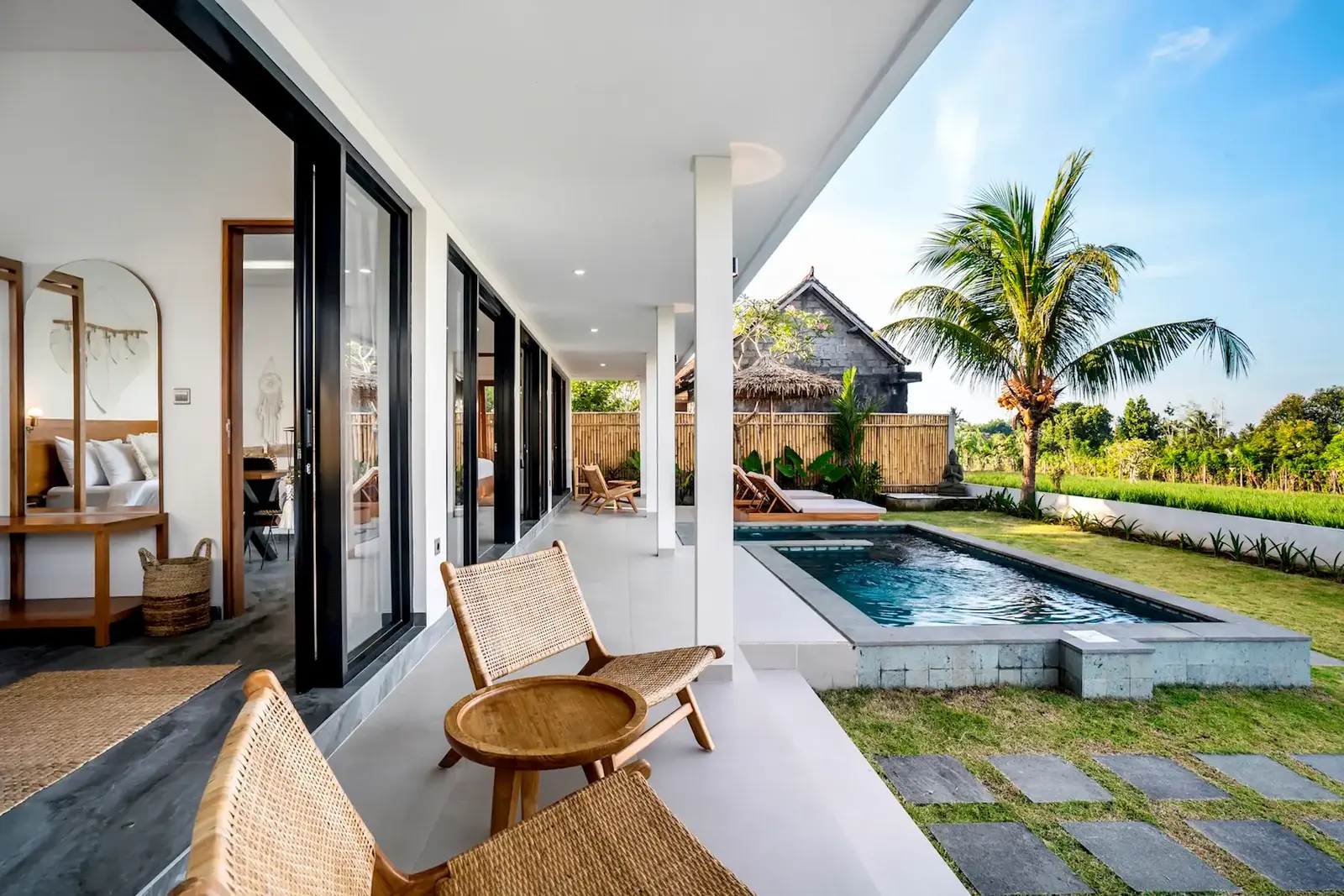 Seaside Dream Villa Retreat with Private Pool