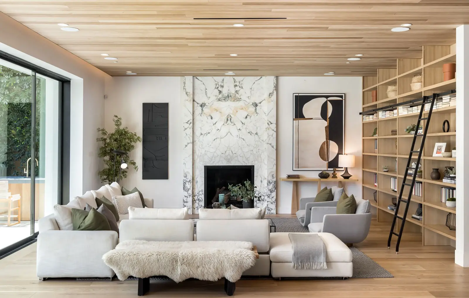 Contemporary Design Villa with Spacious Interiors